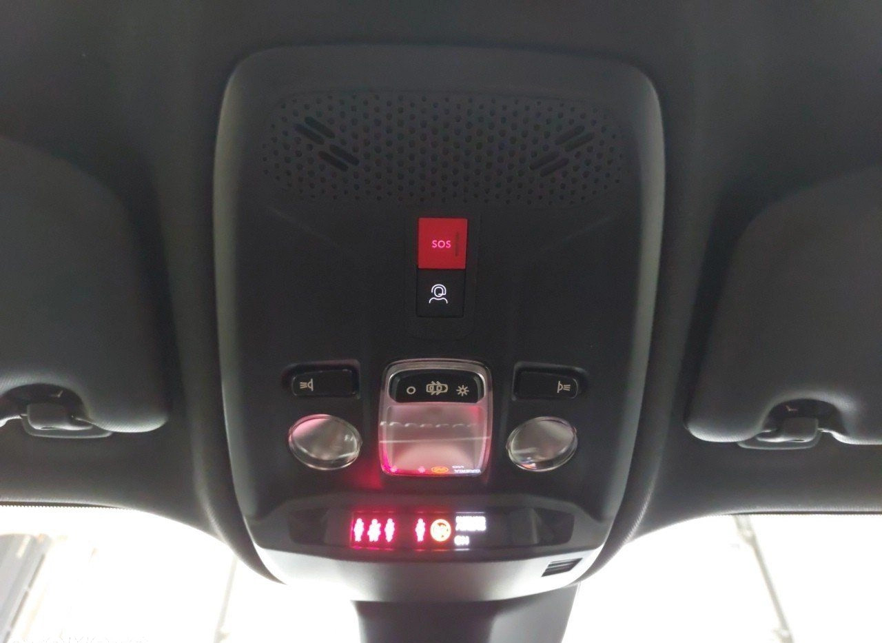 Peugeot 2008 cena 92000 przebieg: 6000, rok produkcji 2023 z Warszawa małe 137